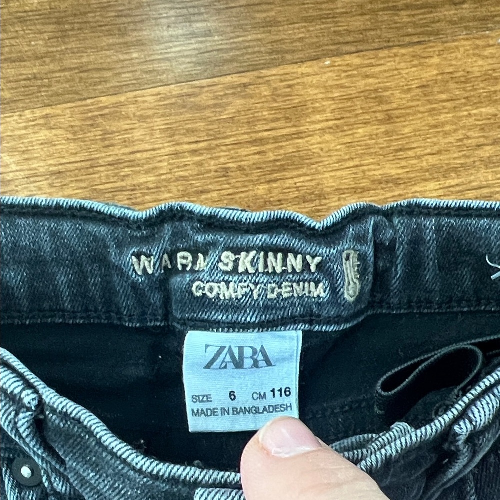 Zara Black Kids Jeans - Picture 2 of 3